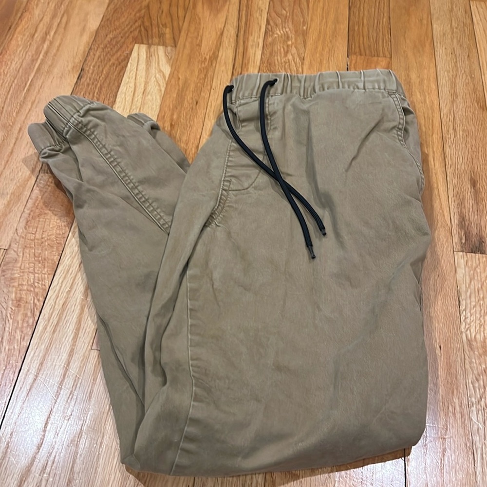 Old Navy Men’s M Chino Joggers